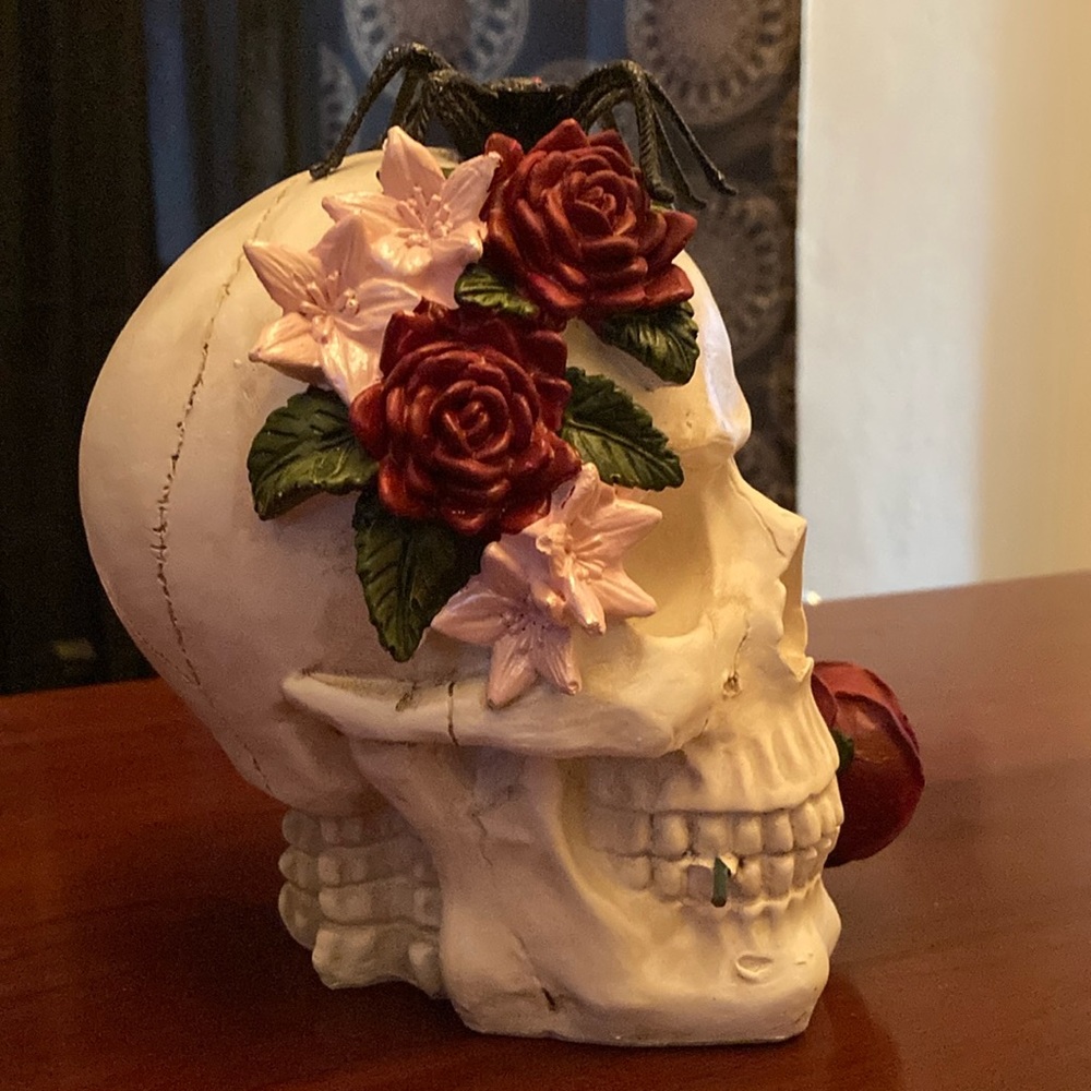 Floral Skull with Spider Decor
